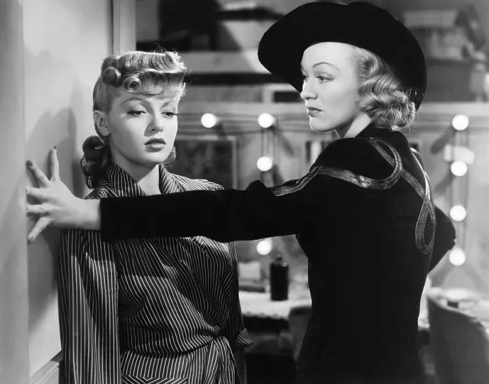 Framed Print : ZIEGFELD GIRL, from left: Lana Turner, Eve Arden, 1941 Framed Print : ZIEGFELD GIRL, from left: Lana Turner, Eve Arden, 1941