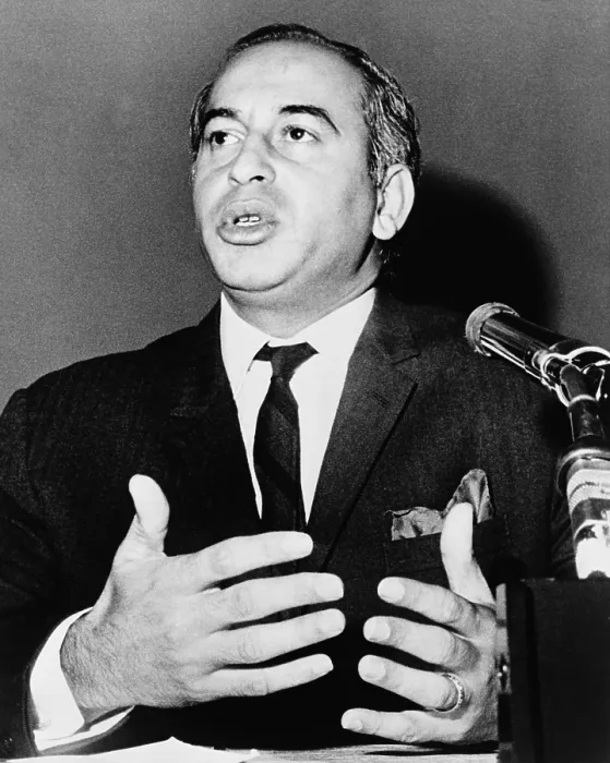 Framed Print : Zulfikar Bhutto at a 1965 press conference at the United Nations. He served as Pakistan's Prime Minister and President and founded the Pakistan Peoples Party Framed Print : Zulfikar Bhutto at a 1965 press conference at the United Nations. He served as Pakistan's Prime Minister and President and founded the Pakistan Peoples Party