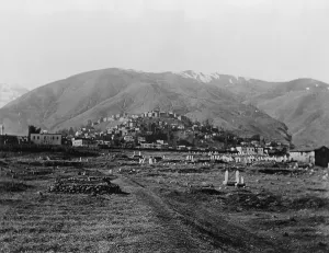 Middle East Prints: 1923 view Moush (Mus), with mountains of Sasoun
