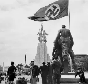 Nazis Prints: At the 1937 Paris International Exhibition a Nazi flag