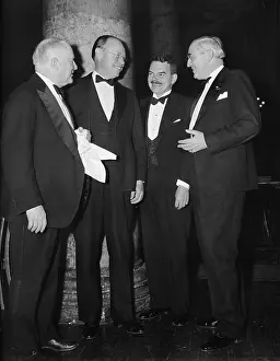 Lcgr1305 Prints: 1940 GOP hopefuls at the Willard Hotel in Washington