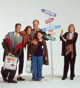 Curtin Prints: 3RD ROCK FROM THE SUN, from left: Kristen Johnston