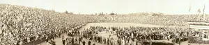 Images Dated 21st November 2007: 50, 000 people greeting President Woodrow Wilson (1856-1924) at stadium
