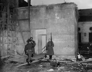 Rs4wn Prints: Adolf Hitler's bunker at the Chancellery