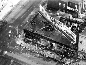 Images Dated 3rd March 2007: Aerial view of Newark's Springfield Avenue after two nights of racial rioting