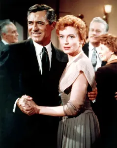 Images Dated 12th June 2008: AN AFFAIR TO REMEMBER, holding hands from left: Cary Grant