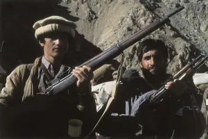 Afghanistan. Civil War. Armed Afghan Mujahideens in Garam Chamsa. AISA/Everett Collection**US SALES ONLY**