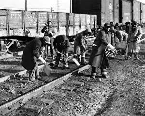 Csu 2012 11 Prints: African American women working on a railroad crew