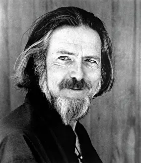 Philosopher Prints: Alan Watts, early 1970s. Courtesy: CSU Archives / Everett Collection