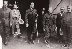 ALFONSO XIII (1886-1941). Alfonso XIII visiting the potash mines of Suria (3rd October 1929). SPAIN. CATALONIA. BARCELONA. Sria. AISA/Everett Collection**US SALES ONLY**