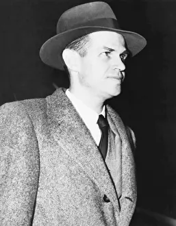 Hiss Prints: Alger Hiss in front of the Federal Courthouse in New York, Nov. 17, 1949