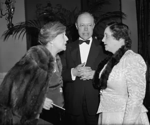 First Family Prints: Alice Roosevelt Longworth with Senator and Mrs