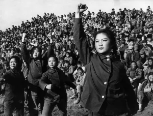 An amateur art troupe of the Hsiangyang Commune in China's Kiangsu Province perform a ballad to criticize Confucius, 1974. Courtesy: CSU Archives/Everett Collection
