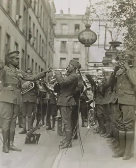 Entertainers Prints: American military band plays jazz for Yankee wounded outside their Paris hospital