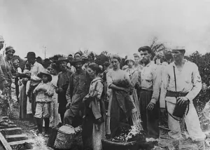Capitalism Prints: American refugees expelled by Mexicans after the US occupation of Vera Cruz during the Mexican Revolution