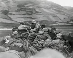 Under Fire Prints: American soldiers make crossing Rhine at Oberwesel