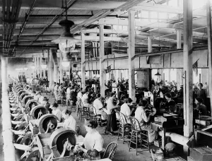 Mass Production Prints: American women making Browning machine guns during WW1