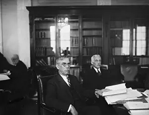 Images Dated 23rd October 2008: Andrew Mellon, Secretary of the Treasury, with Utah Senator Reed Smoot