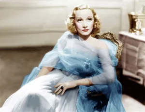 Wrap Prints: ANGEL, Marlene Dietrich, 1937