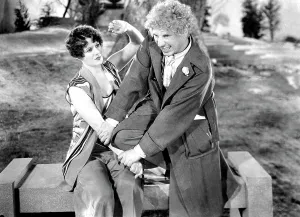 Images Dated 4th March 2008: ANIMAL CRACKERS, from left, Margaret Irving, Harpo Marx, 1930
