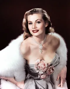 Blonde Prints: ANITA EKBERG