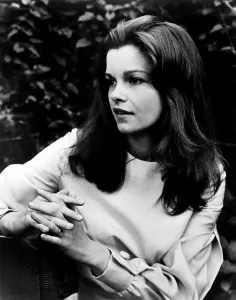 On Location Prints: ANNE OF THE THOUSAND DAYS, Genevieve Bujold, on location in England, 1969