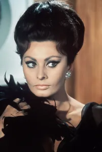 Head Shot Prints: ARABESQUE, Sophia Loren, 1966 arabesque1966-fsct01(arabesque1966-fsct01)