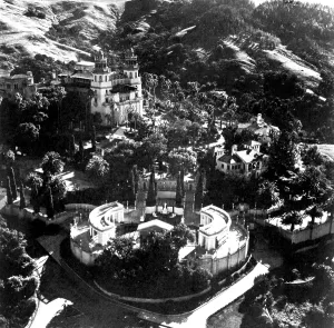 Arial view of Hearst Castle, San Simeon, California CSU Archives/ courtesy Everett Collection