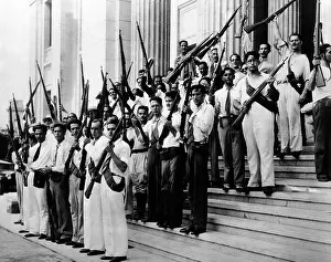 Populists Prints: Armed students at the University of Havana on Sept