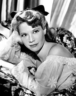 Dinah Prints: UP IN ARMS, Dinah Shore, 1944