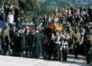 Francisco 1892 1975 Prints: Arrival of the coffin with the mortal remains of Francisco Franco to the Basilica of the Valle de los Cados
