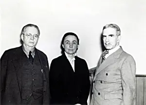 Sculptor Prints: Artists, MAHONRI YOUNG, and GEORGIA O'KEEFFE