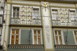 Upper Austria Prints: AUSTRIA. Linz. Art Nouveau house in Landstrasse