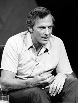 Author Prints: Author Clifford Irving, ca. 1974. Courtesy: CSU Archives/Everett Collection. Collection