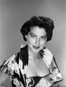 Images Dated 10th October 2005: Ava Gardner, 1951
