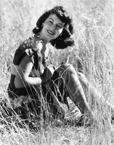 Meadow Prints: Ava Gardner, ca. mid-1940s