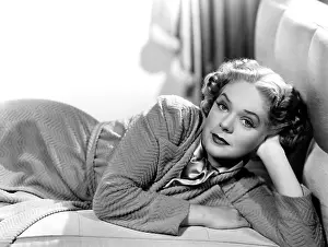 Bathrobe Prints: ON THE AVENUE, Alice Faye, 1937