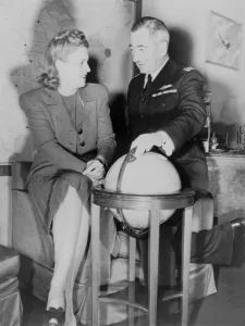Aviators Prints: Aviator Jacqueline Cochran with Capt