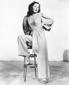Barbara Stanwyck, Paramount portrait, circa 1944