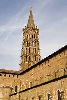 Basilica of Saint-Sernin. 1075. FRANCE. Toulouse. Bell tower. Romanesque art. Architecture. AISA/Everett Collection**US SALES ONLY**