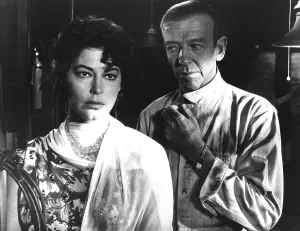 Images Dated 22nd February 2007: ON THE BEACH, Ava Gardner, Fred Astaire, 1959