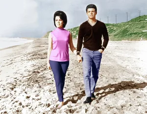 Frankie Prints: BEACH BLANKET BINGO, from left: Annette Funicello, Frankie Avalon, 1965