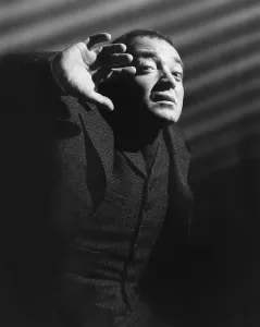 Dramatic Prints: THE BEAST WITH FIVE FINGERS, Peter Lorre, 1946