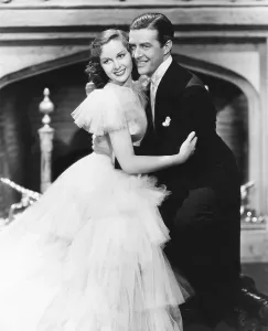 Images Dated 26th March 2013: BEAU GESTE, from left: Susan Hayward, Ray Milland, 1939