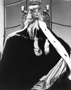 Images Dated 4th February 2014: BEDTIME STORY, Loretta Young, 1941