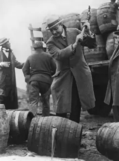 Swing Prints: Beer flows into the Schuylkill River in Philadelphia