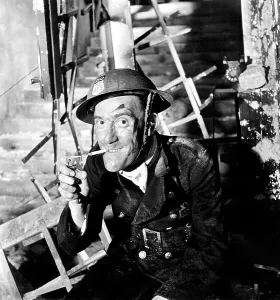 Tommy Prints: THE BELLS GO DOWN, Tommy Trinder, 1943