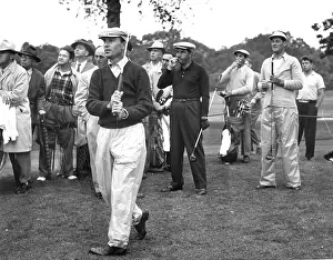 Crowd Prints: Ben Hogan takes practice shot in New Rochelle