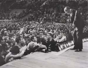 Swing Prints: Benny Goodman talks with Soviet fans from the stage of the Moscow Sports Palace