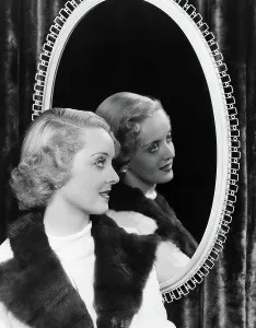 Womens Fashion Prints: BETTE DAVIS, 1936